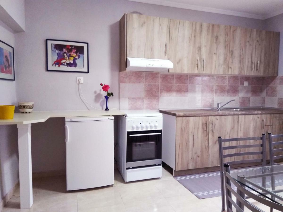 Alexanderland Apartman Péla Kültér fotó
